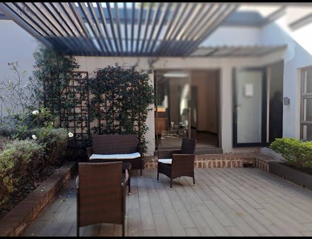 32M² OFFICE TO LET IN RAEDENE ESTATE